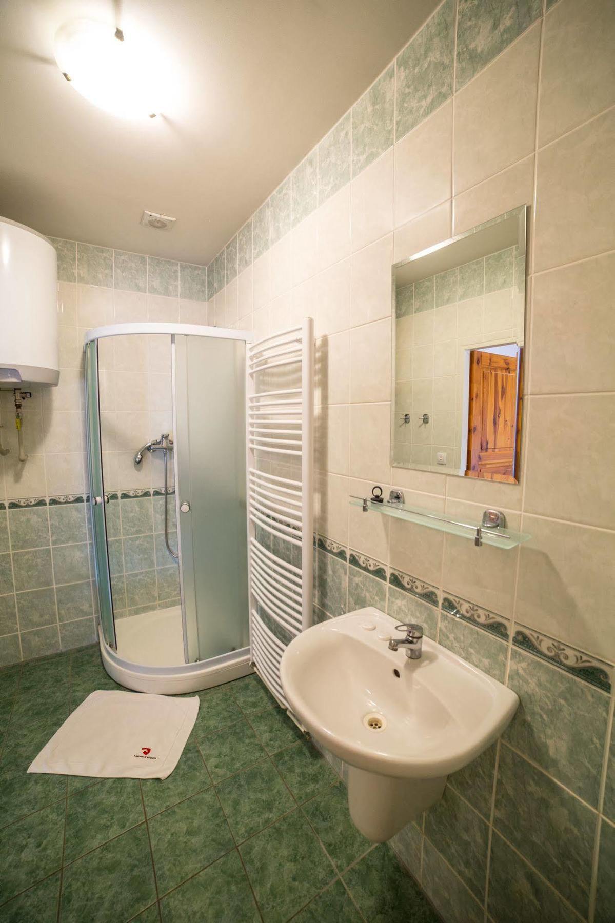 Hotel Farma Ptyrov Mnichovo Hradiště Exterior foto